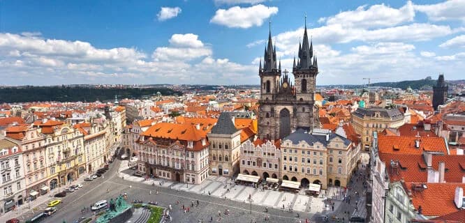 Transfer vom Flughafen Wien zum Zentrum von Prag